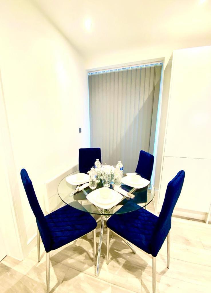 Comfortable One Bedroom Flat With Free Car Park In Apartament *