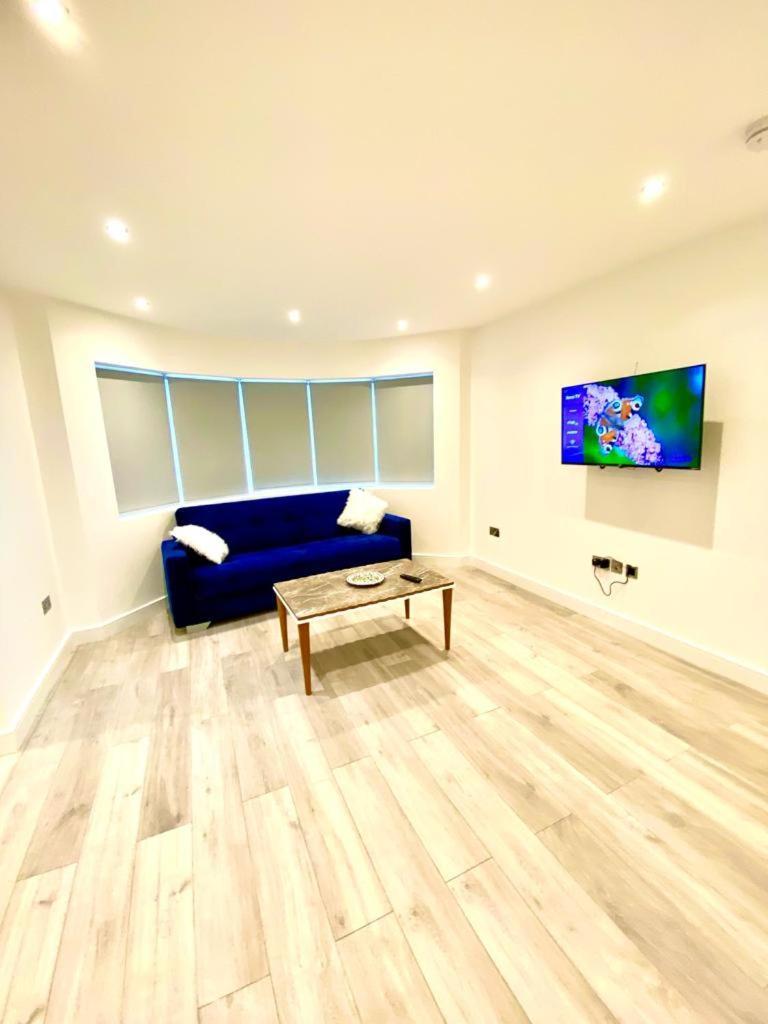 Comfortable One Bedroom Flat With Free Car Park In Apartament *